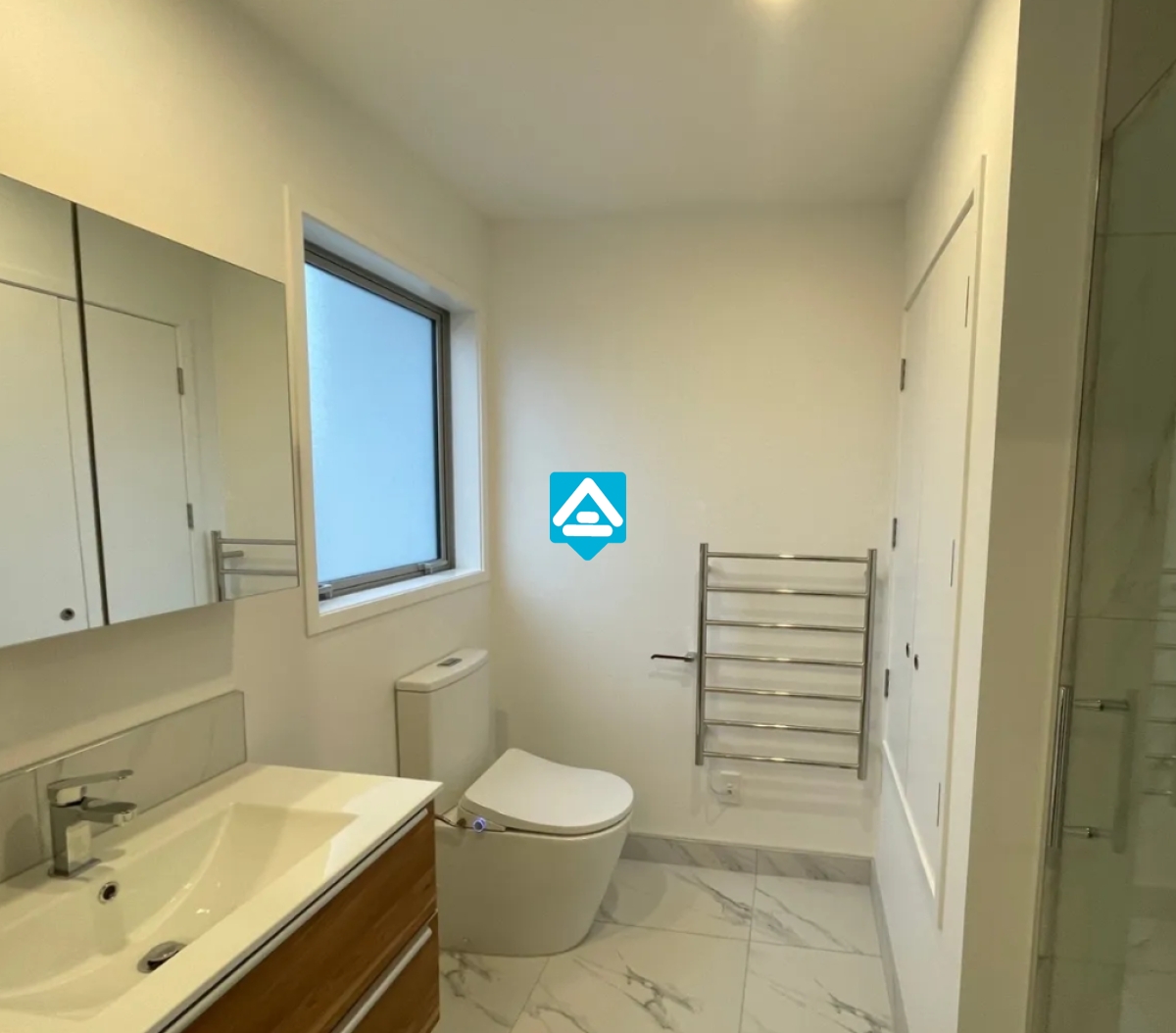 property-img